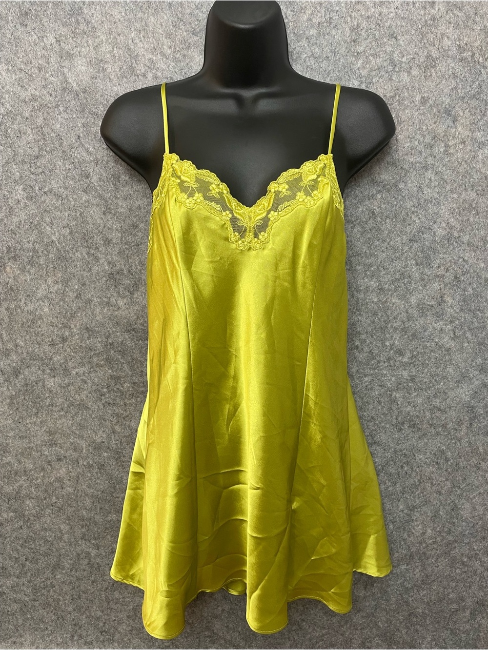 Y2K Victoria’s Secret Lace Trim Slip Cami/Nightgown S Green Satin Lingerie
